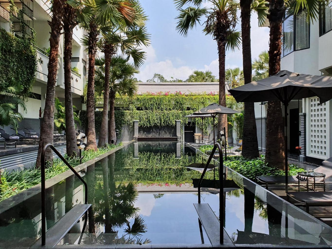 Shinta Mani Angkor pool