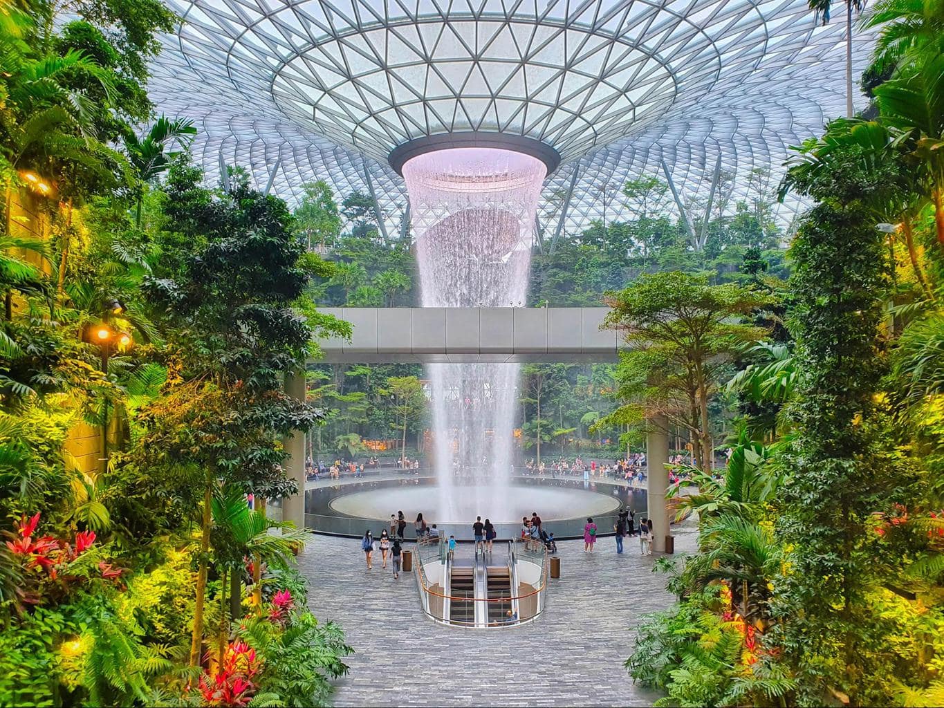 Changi Jewel waterfall