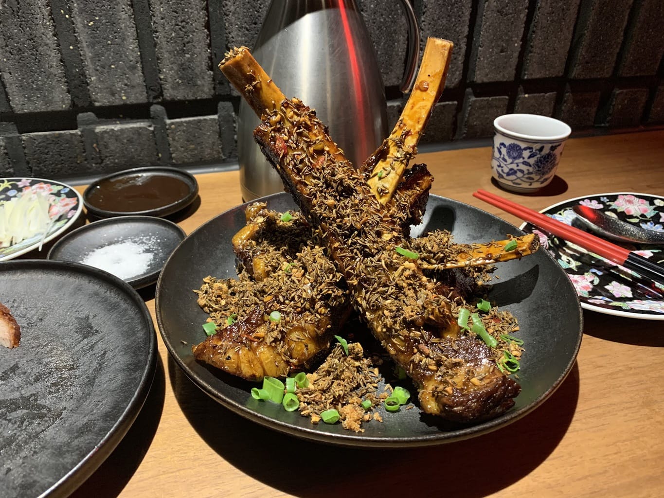 Hip restaurant Generous Duckoo (덕후선생 - Duckoo Seonsaeng) in Apgujeong