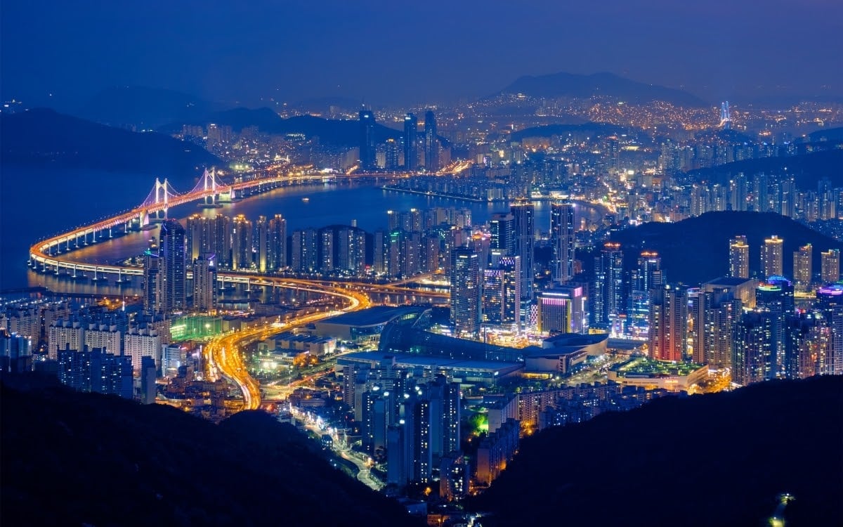 Busan night scene