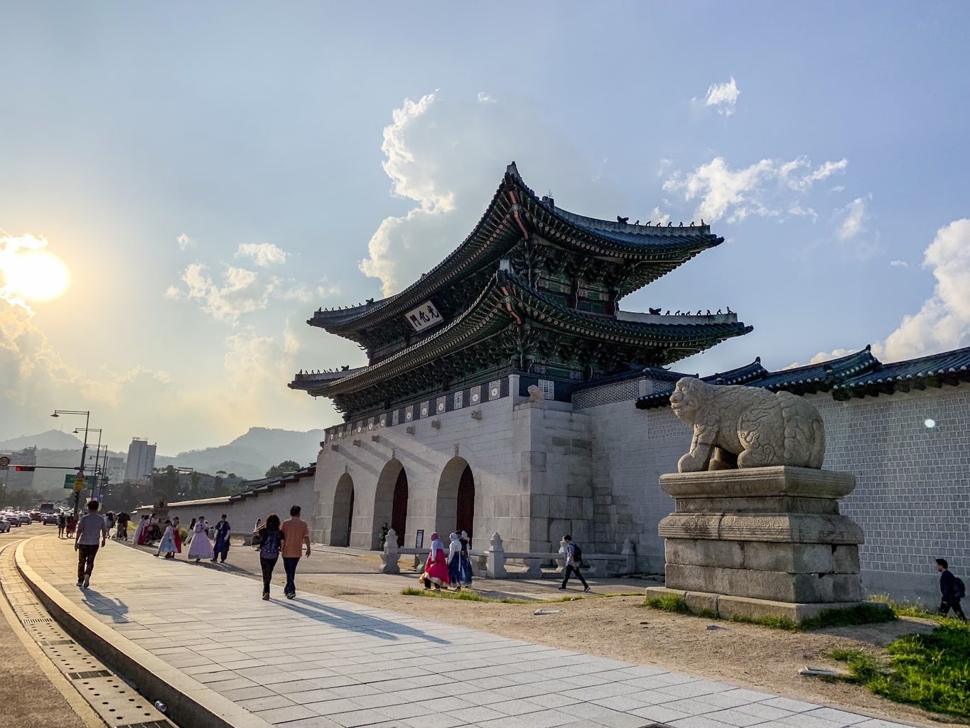 Visit Seoul’s palaces for free in Hanbok 